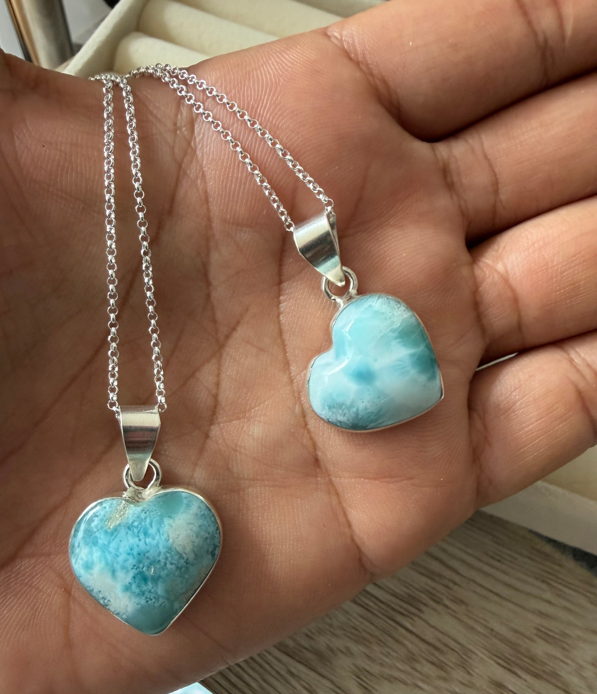 Corazones en Larimar montados en plata 925