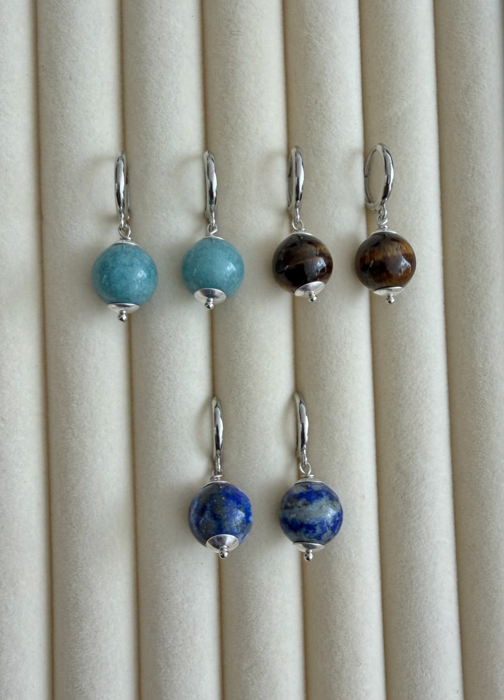 Aretes Silueta | OFERTA