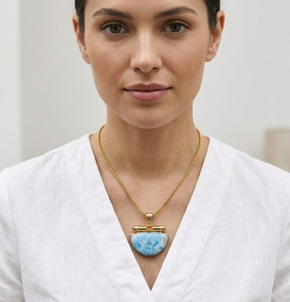 Collar Media Luna