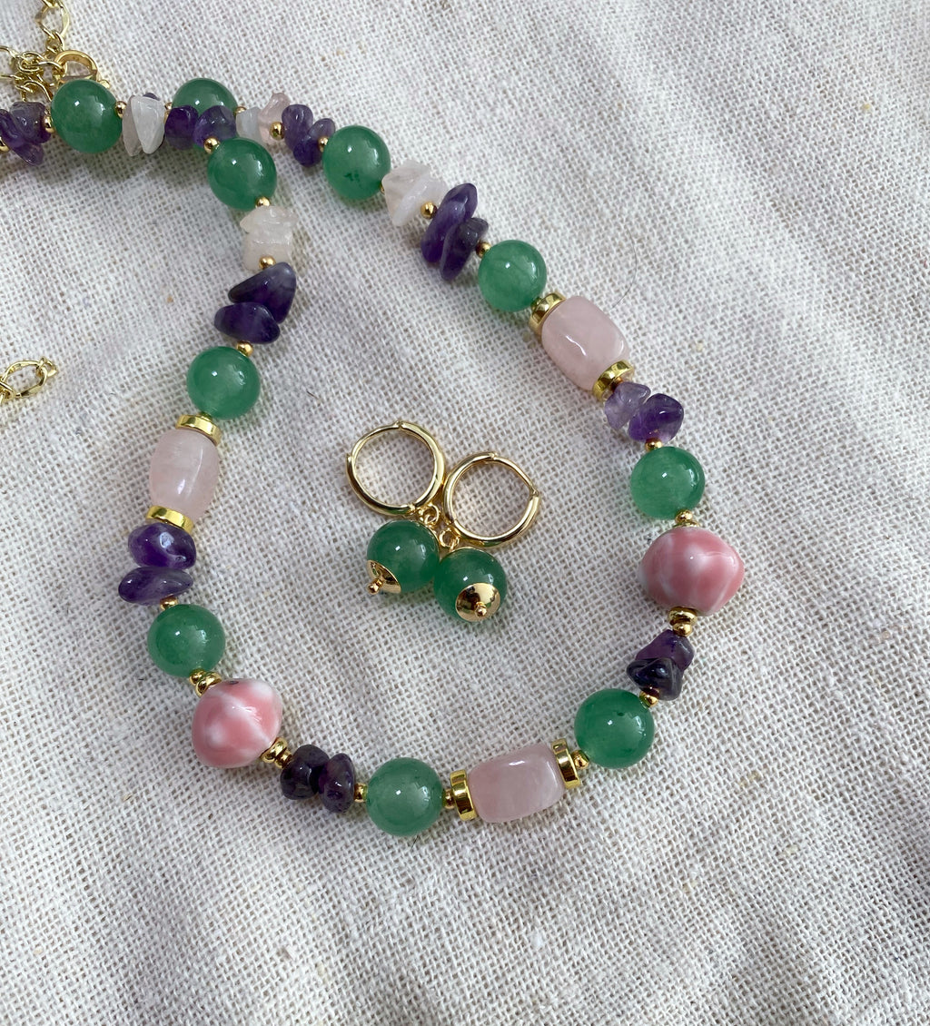 Collar Isa