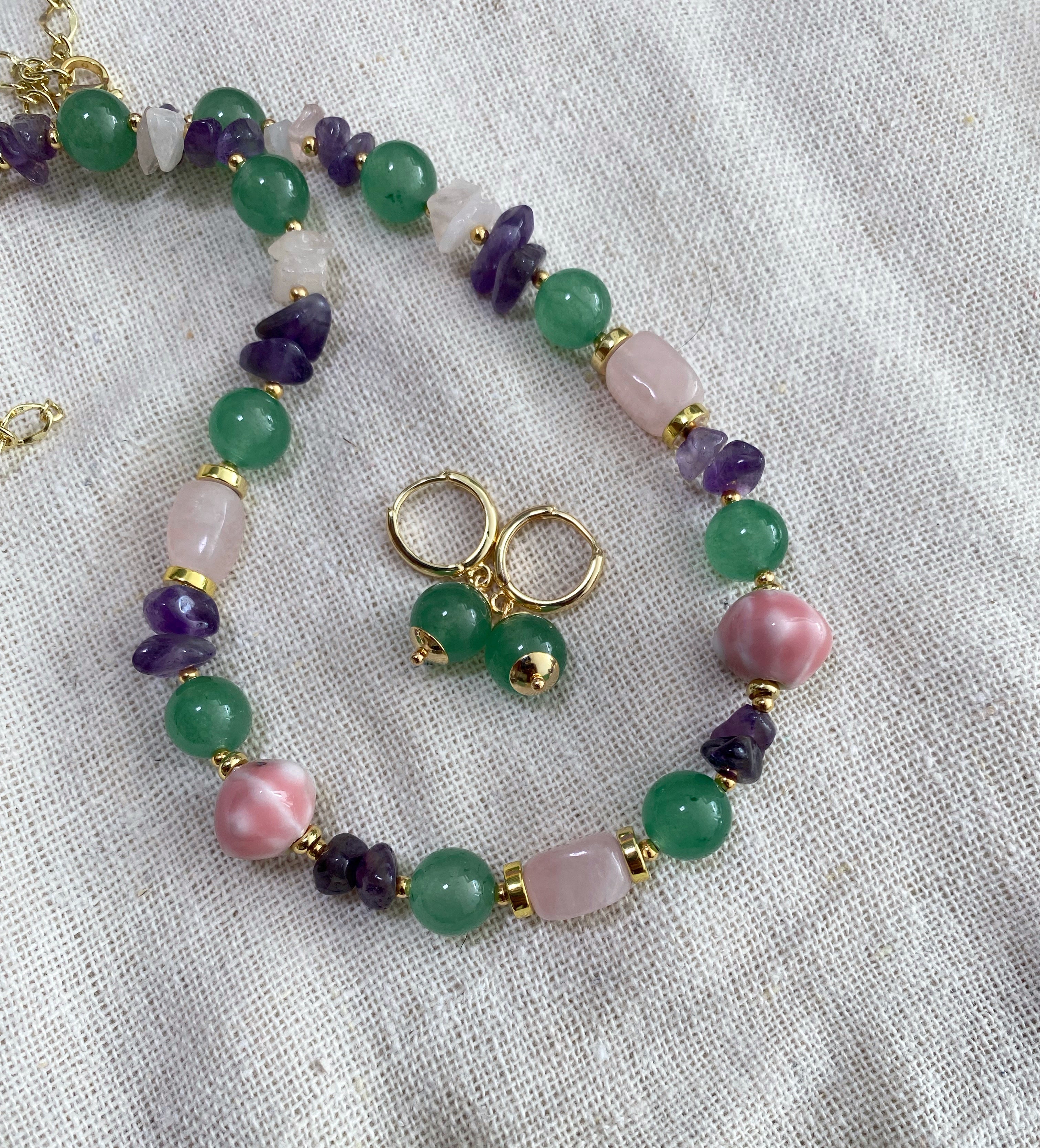 Collar Isa