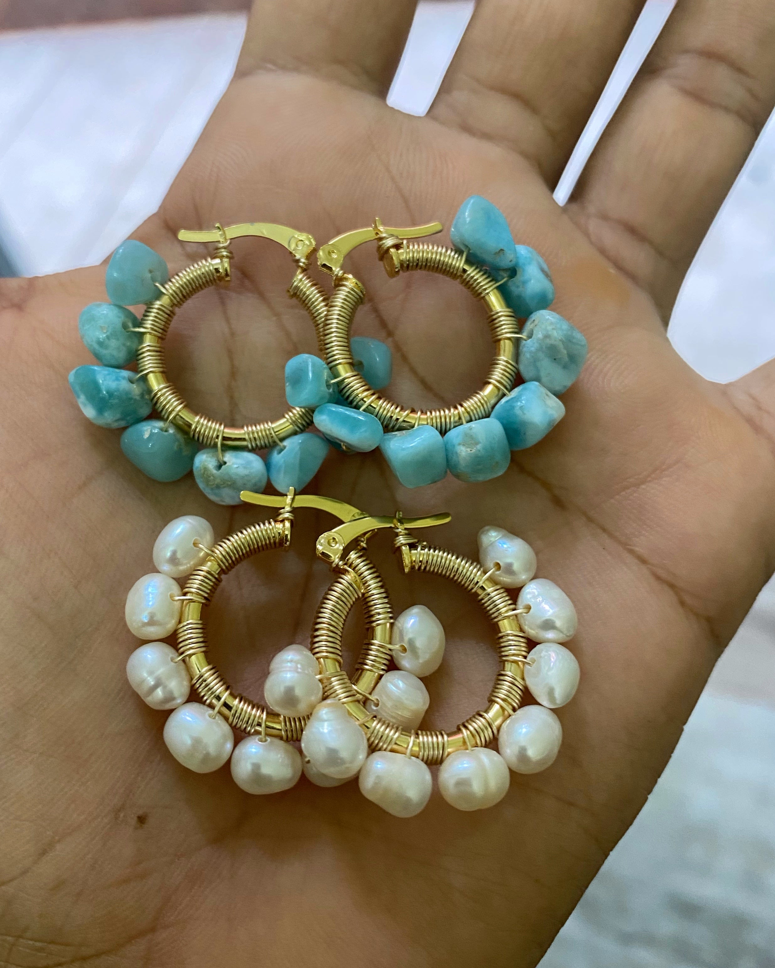 Argollas Perlas de río / Larimar