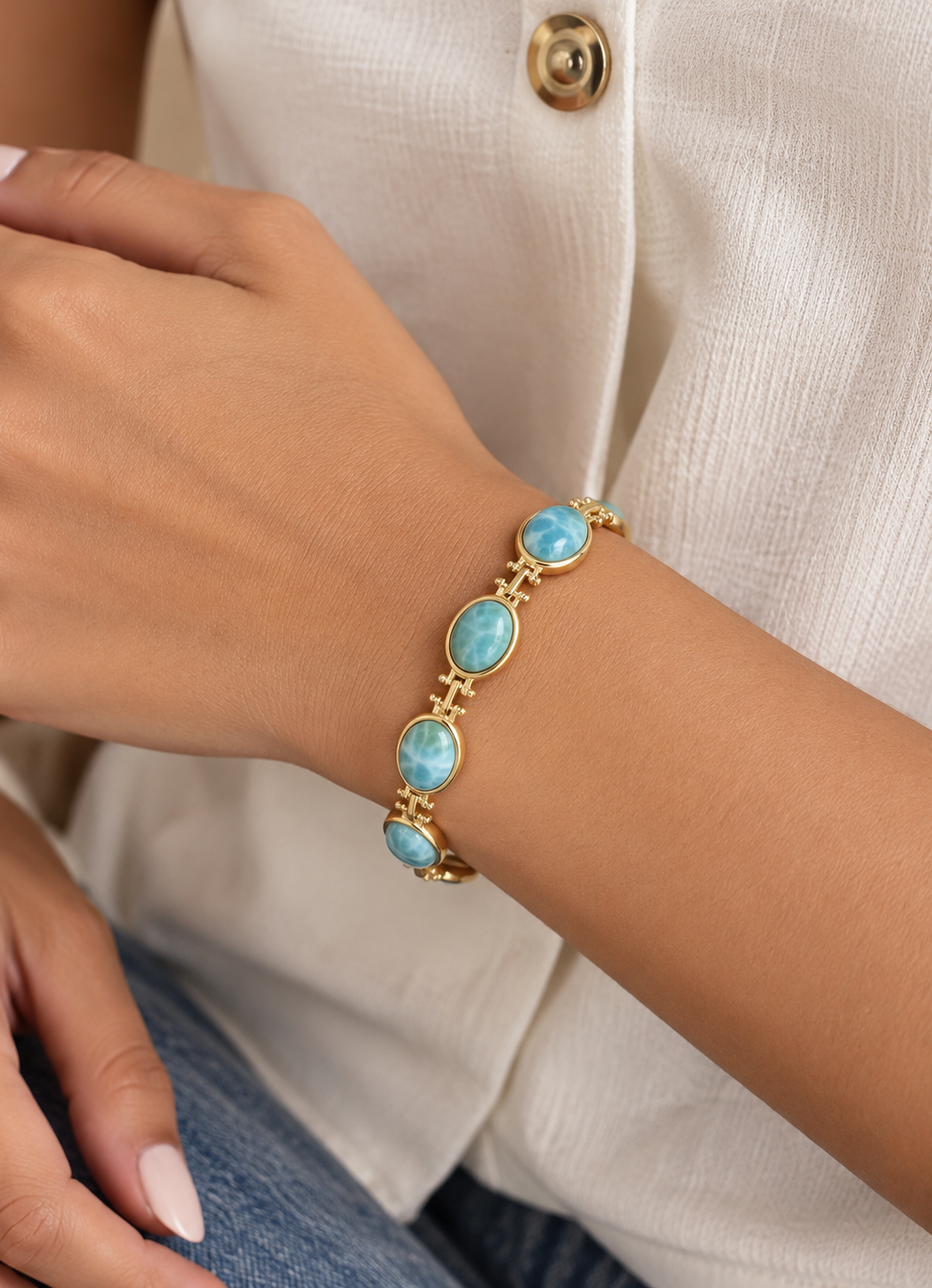 Pulseras figuras en Larimar