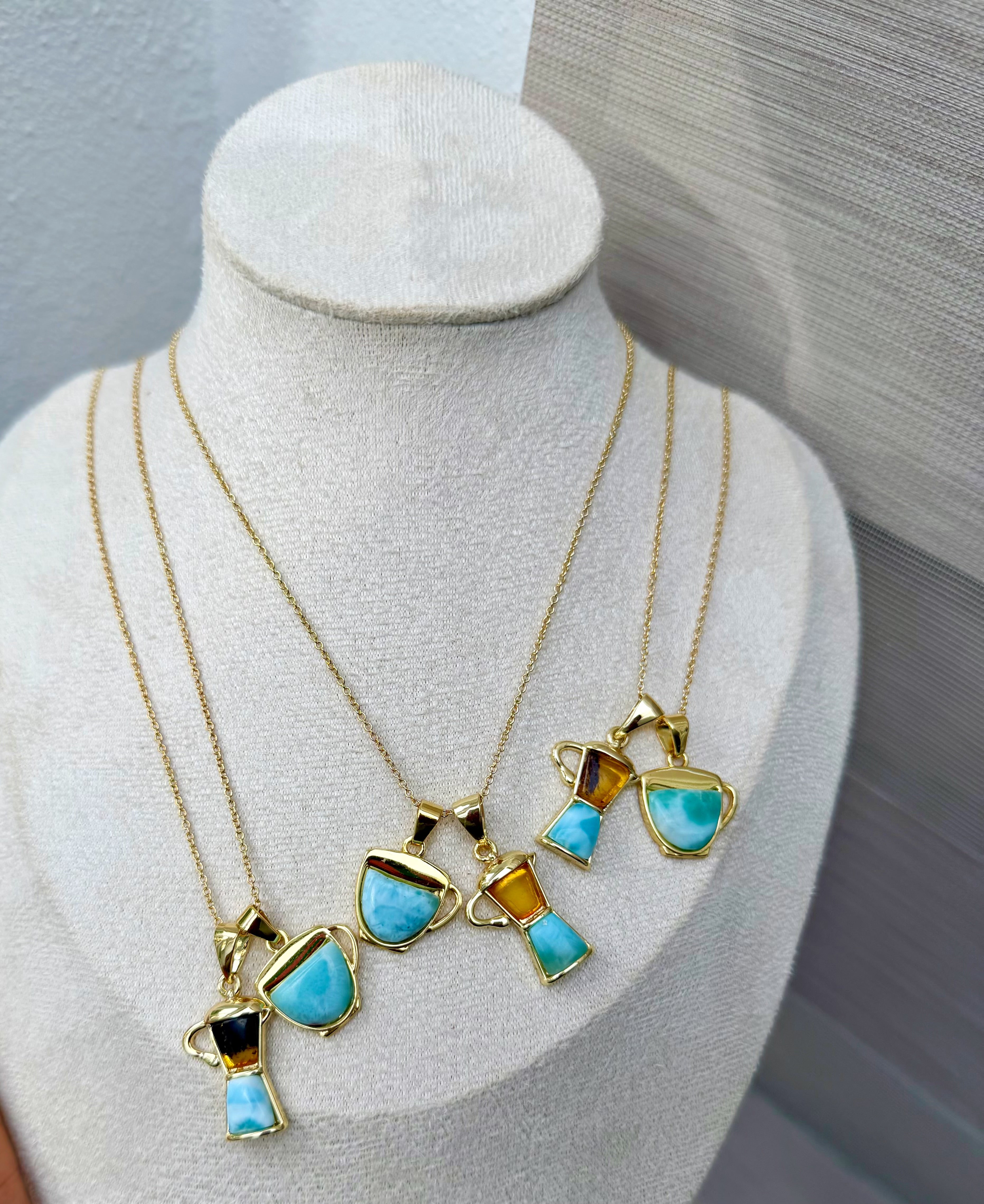 Collar greca + Taza