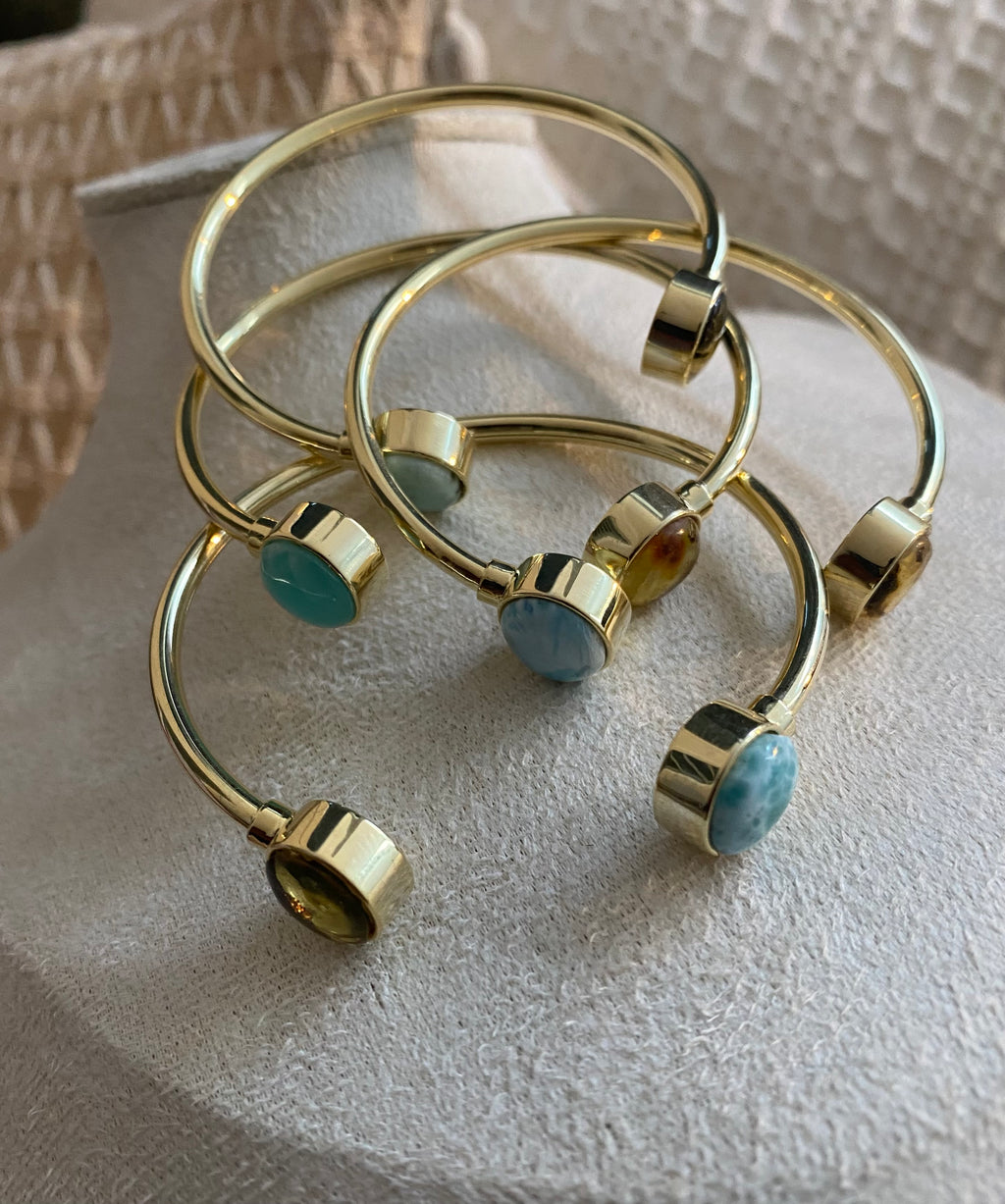 Pulseras Mar y Tierra.