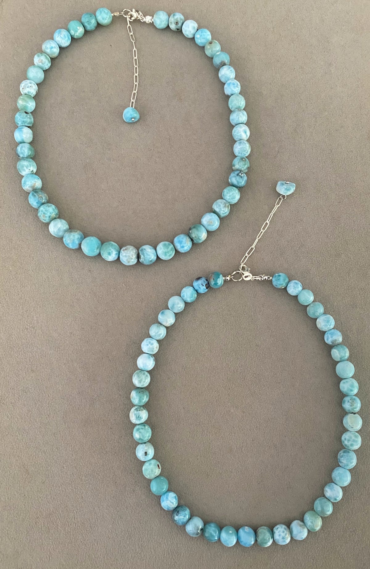 Collares en bolas de Larimar auténtico