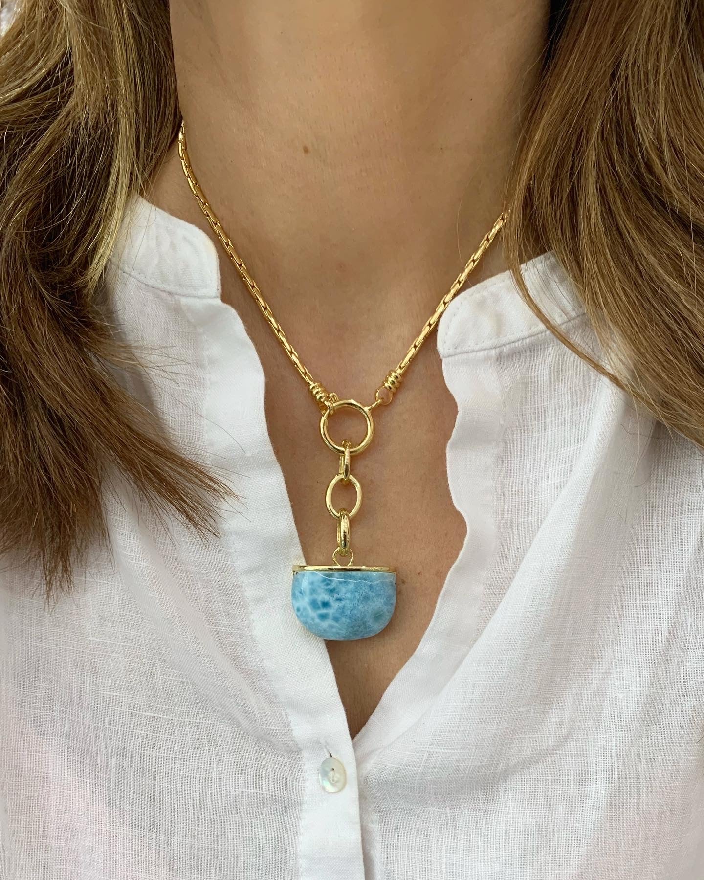 Collar canasta en Larimar.